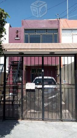Casa cerca Auditorio Benito Juarez