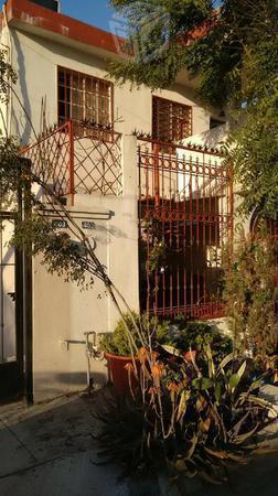 Hermosa casa en valle de las palmas