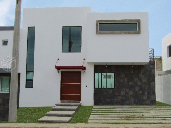 Casa excelente frente de 12 m