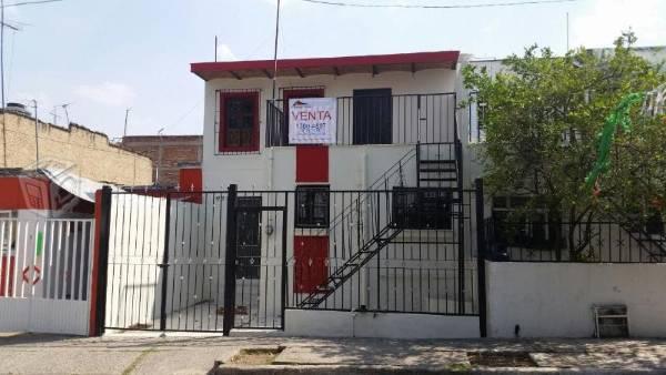 Casa en venta a media cuadra de parque Solidaridad