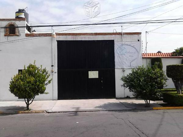 Amplia c/ bodega y apartamento independiente