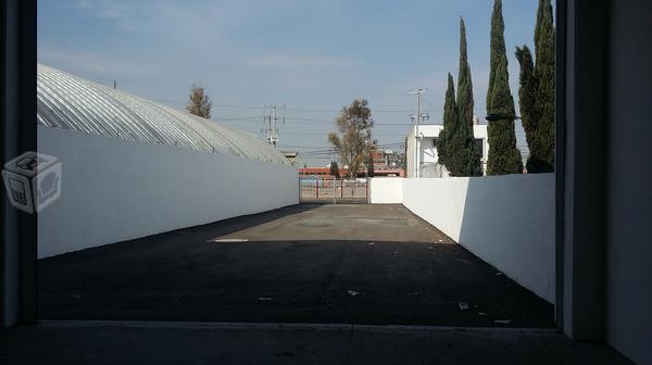 Bodega en RENTA (a un costado de KELLOG'S)