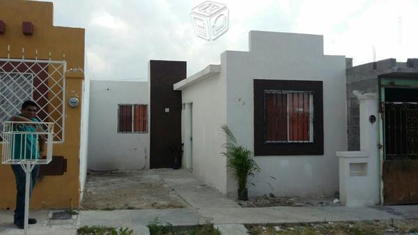 Excelente Casa en lomas del refugió