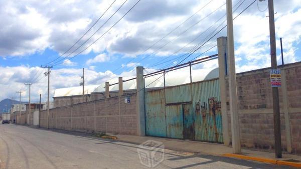 Bodegas en zona industrial