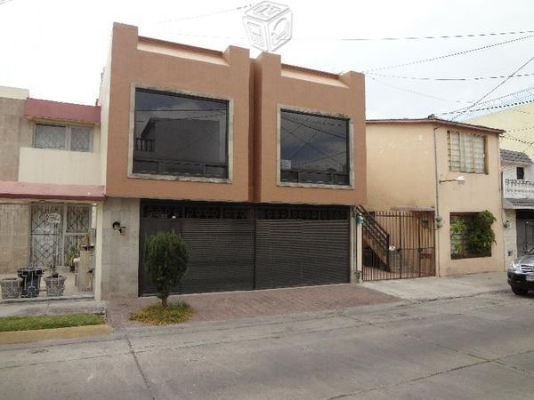 Preciosa casa en venta, Valle Dorado, Tlalnepantla