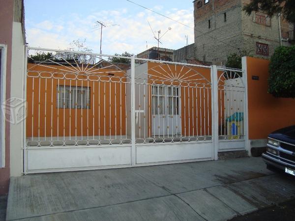 Casa en venta EXCELENTE UBICACION