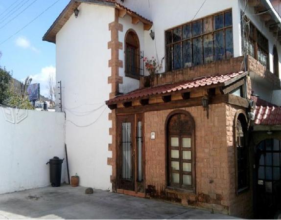 Bonita casa en la colonia cuesco