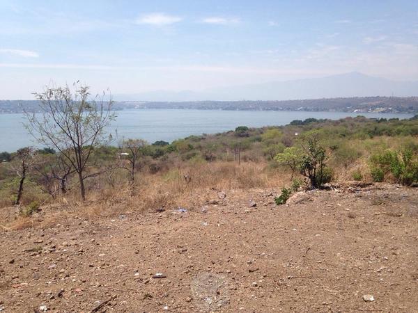 Terreno cerca del lago tequesquitengo escriturado