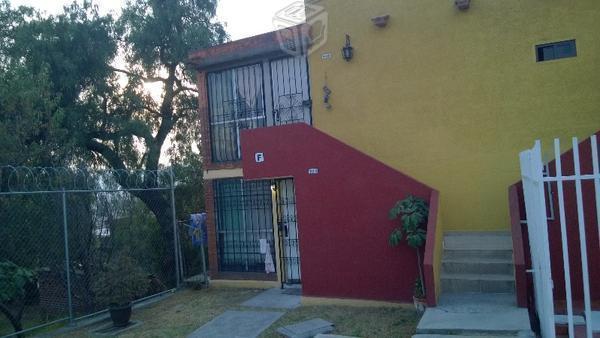 Casa en  Av Lopez Portillo calle cerrada