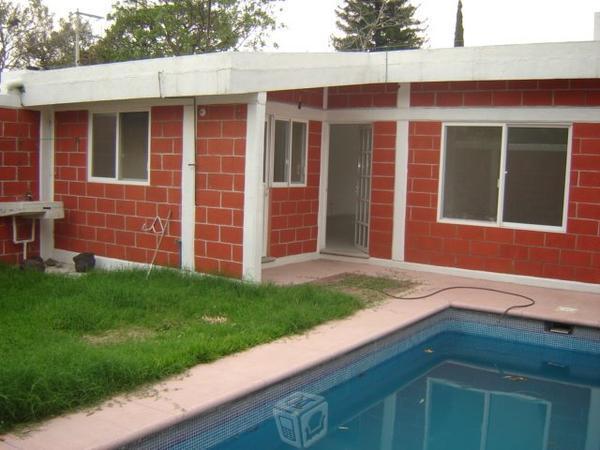 Excelente casa univel en jiutepec centrica