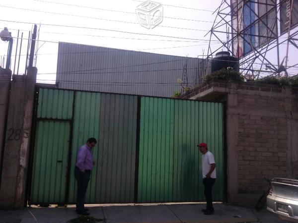 Bodega Ubicadisima cerca de perinorte