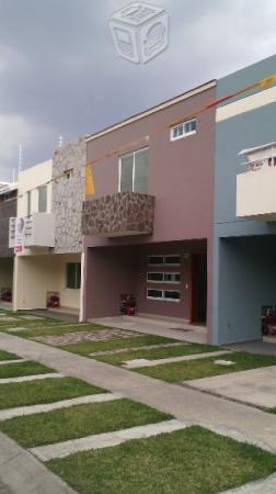 Excelente residencia en viveros del valle