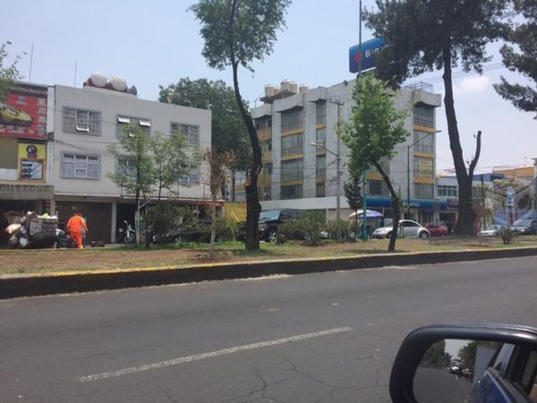 Edificio 3 niveles , con local comercial 10 dep