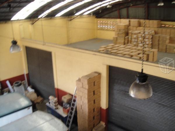 Bodega atras de la tapo