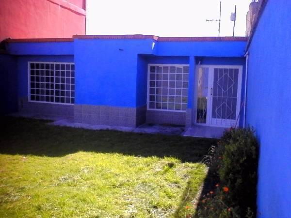 Vendo casa apta para explotación comercial