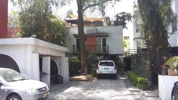 Casa en Venta Centro de Coyoacan. 4 cuartos