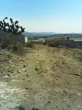 112 M2 de terreno en col.militar p/c x auto