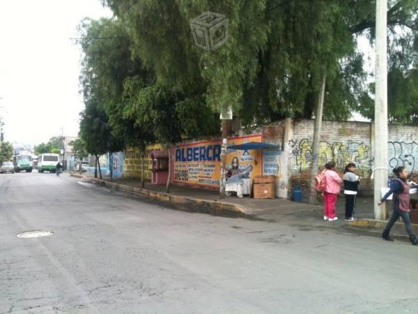 terreno plano con 3 frentes