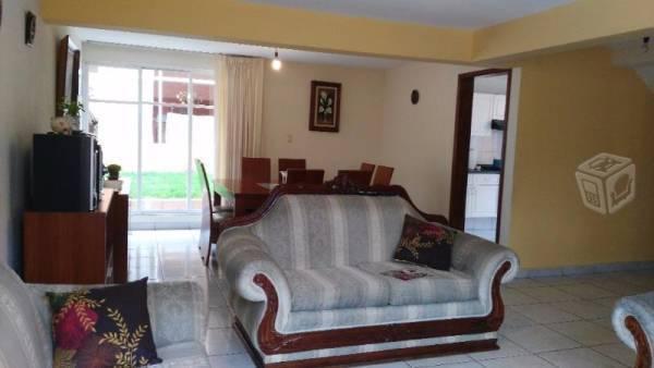 Venta de Propiedad con 2 Casas Independientes