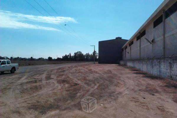 Bodega en renta  Gto. (Por MAZDA)