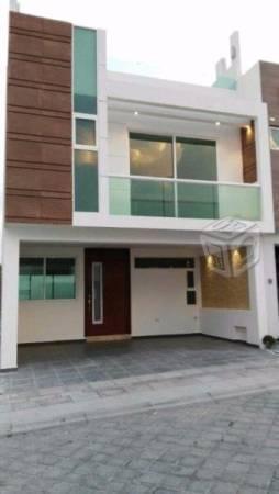 Venta de casa en fracc arboledas del pedregal