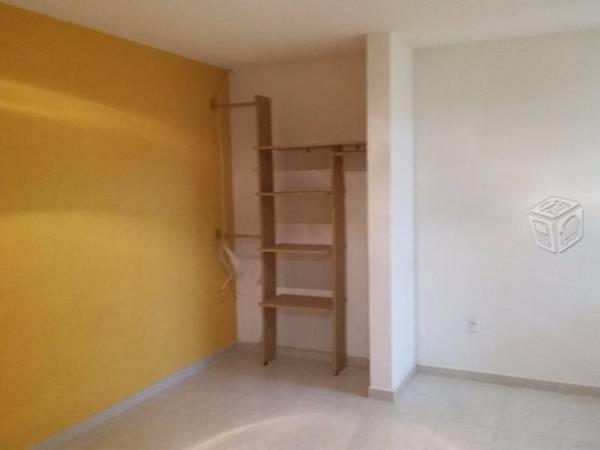 Casa con 3 rec Tulipanes en privada Pachuca