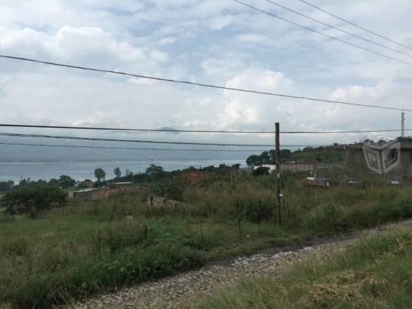 Terreno en Cajititlan cercano a la Laguna