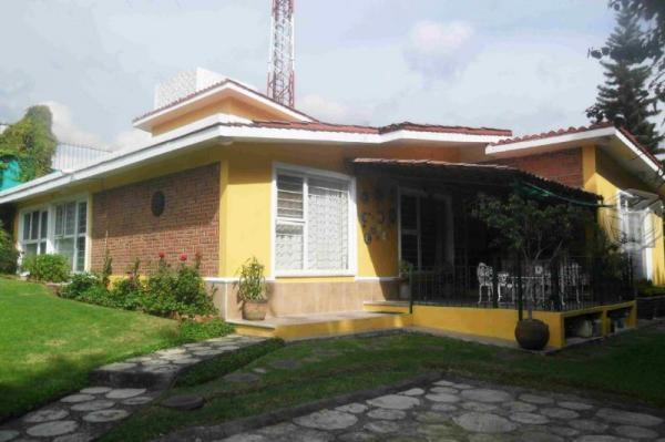 Casa en un solo nivel en fraccionamiento