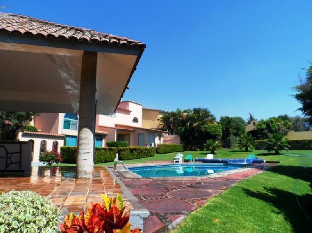 Casa en Lomas de Cortes en México, Morelos - $13,500 MXN mensual