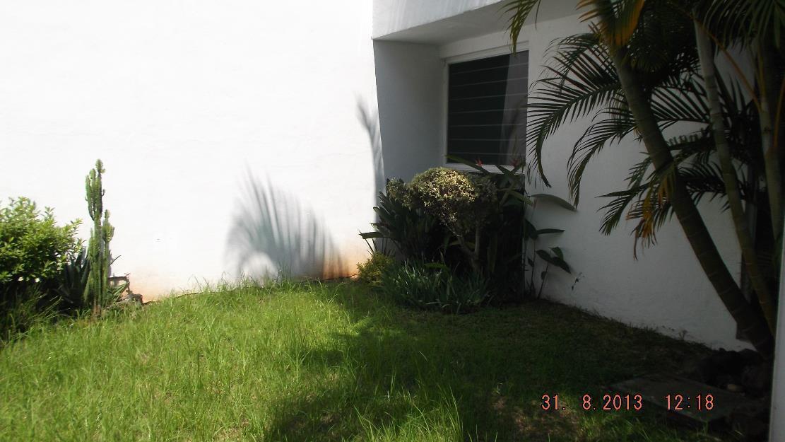 Se vende bonita casa en col. chapultepec. sur