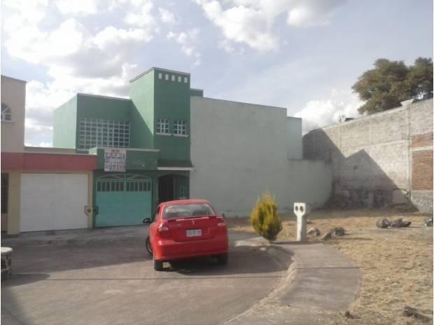 Se vende casa de cartera vencida en morelia (nunca usada) sobre libramiento poniente