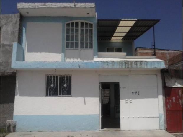 Se vende casa en la col. lopez rayon (por el crucero a quiroga)